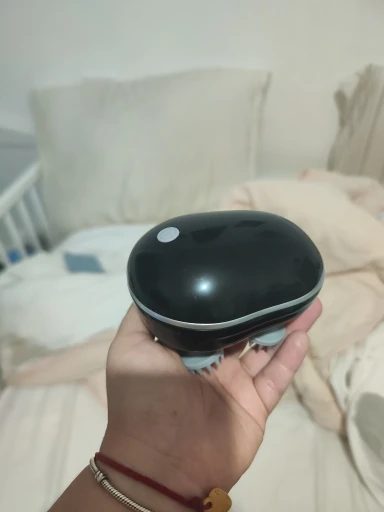 Buyer photo of Octo Scalp Massager