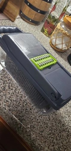 Buyer photo of Multi-Blade Vegetable Chopper